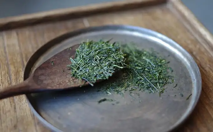 【嘉永元年(1848年)創業 老舗 茶問屋】 2026年 静岡県産 手摘み 新茶 50g×2袋 【 お茶 緑茶 茶葉 煎茶 】お茶◆