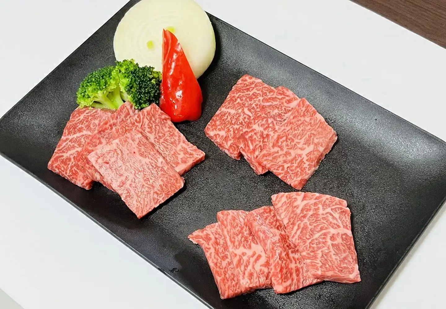 佐賀牛(A5ランクプレミアム) カルビ焼き肉用 500g：B230-003