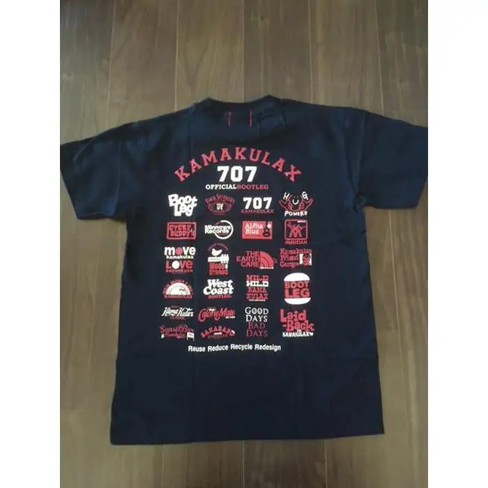 鎌倉ブランドの老舗「KAMAKULAX」の定番オリジナルALL LOGO Ｔシャツ【ネイビー】Mサイズ