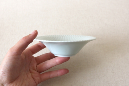 【美濃焼】 さざなみ 11.5反小鉢 3色セット 白 青白 ブルーグレー 瑞浪市 / JS企画 皿 お皿 プレート 食器 小鉢 鉢 [AZAZ093]