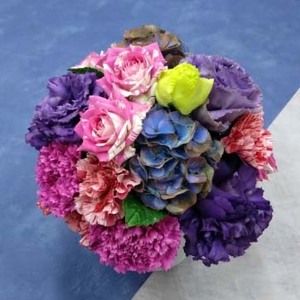 1316マイスターが制作する季節のフラワーアレンジメント　アレンジメント 花 フラワー 季節 マイスター フラワーデザイン フラワーアレンジメント