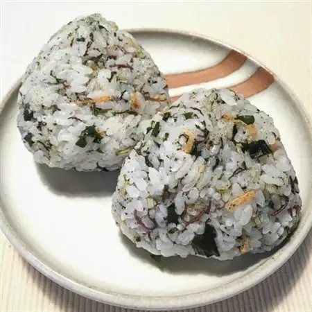宮城県南三陸発　風味豊かな海藻7種、磯の恵み＆ひとめぼれ米2合のセット_惣菜・加工品 乾物     精米 米 _【1412098】