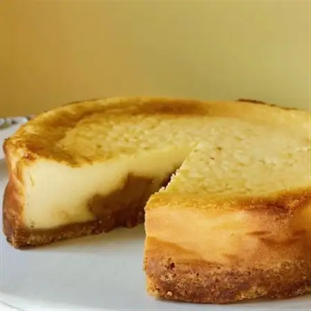 北海道産クリームチーズ使用　キャラメルチーズケーキ_菓子・スイーツ ケーキ  _【配送不可地域：離島】【1410823】