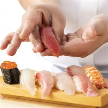 【回転鮨 魚太郎 半田店】お食事券10000円分　1F回転鮨2F鮨会席で利用可能◇醸造の街で本格寿司【1484897】