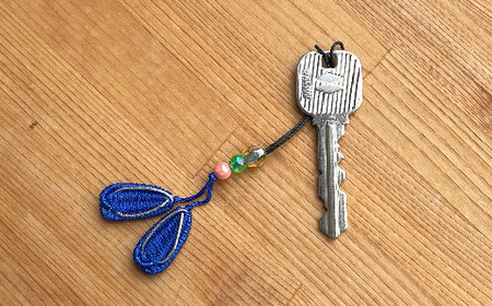 福祉応援品！旅の安全祈願 足摺わらじストラップ（１本入） 【R00765】