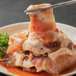 北海道産　肉屋が作った！ジンギス豚　300ｇ(タレ込み)×8パック計2.4kg_03190