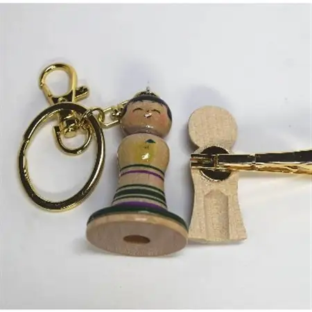 「こけス」ネクタイピン＆キーホルダー(緑りんご)_雑貨     装飾品・工芸品     装飾品・工芸品  服飾小物 _【1238401】