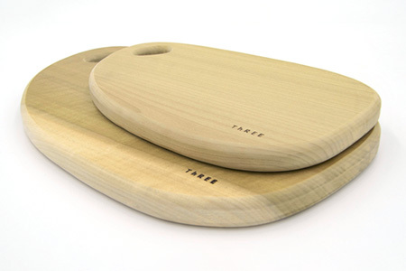天然銘木 朴のまな板　まるっこ（小） サイズ：約290×180×22mm（持ち手込み）【徳島 那賀 木 天然銘木 銘木 朴 木目 木製 日本製 まな板 丸い 丸まな板 キッチン用 料理 調理 調理器具 お祝い 贈物 ギフト プチギフト 母の日 一つ一つ手作り 手作り】TR-5-2