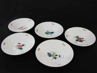 九谷焼　4.5号皿揃　草花絵変り （5枚セット）a01 食器 キッチン雑貨 キッチンアイテム 雑貨 小物 お皿 丸皿 食卓 テーブルコーディネート 取り皿 