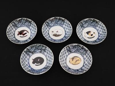 九谷焼　3号小鉢揃　眠り猫 （5枚セット）a01 食器 キッチン雑貨 キッチンアイテム 雑貨 小物 お皿 小皿 食卓 テーブルコーディネート 