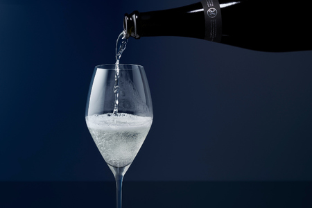 SAKE HUNDRED　深星 SHINSEI　720ml 日本酒 スパークリング 深星 SHINSEI 720ml 1本 泡酒 名水 瓶内二次発酵 プレゼント ギフト 酒 炭酸 家飲み 贈答 山梨県 北杜市 母の日 父の日 [h244]