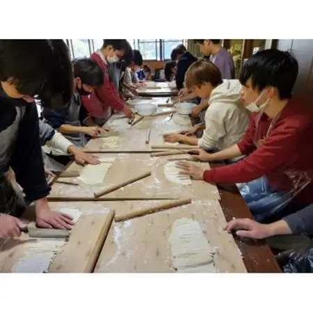 【団体様大歓迎!】和束名物の茶そばを作ろう!50名×1回【1398218】