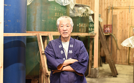 26-477．純米吟醸酒原酒「四万十絆」1.8L木箱入り