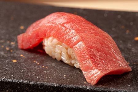 【赤坂】鮨信海 特産品ディナーコース 3名様（1年間有効） お店でふるなび美食体験 FN-Gourmet1011813