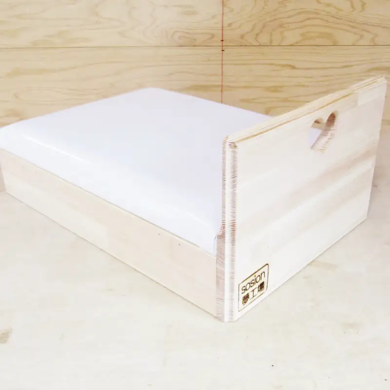 手作り木製 お人形用ベッド