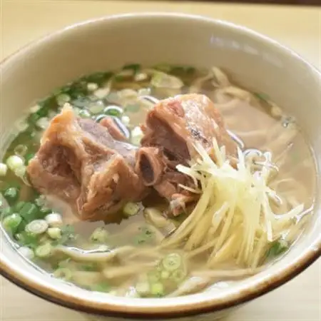 【郷土の伝統の味】自家製麺　沖縄そばミックス6食セット(三枚肉そば×3、ソーキそば×3)【配送不可地域：離島】【1333226】