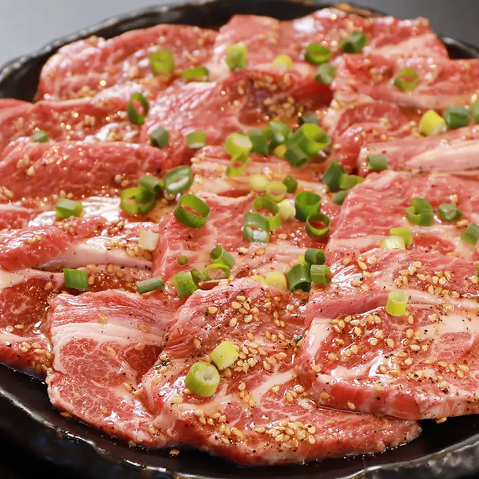 知床ジンギスカン店「そら」ラム肩ロースジンギスカン2種セット　計1.5kg（味付け500g×2・塩×500g）【1600201】
