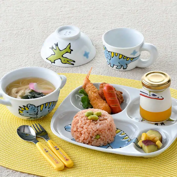 【波佐見焼】子ども食器 4点セット「トリケラトプス」食器 皿【大新窯】[DC131] 波佐見焼