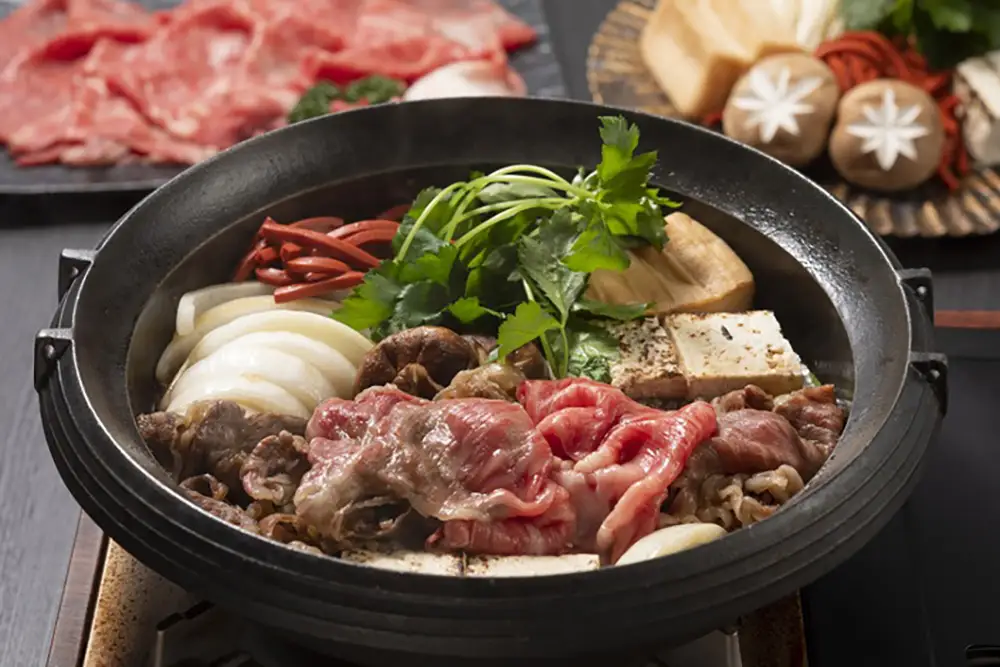 近江牛 すき焼き しゃぶしゃぶ スライス 600g 【S023W】 近江牛 牛肉すき焼き