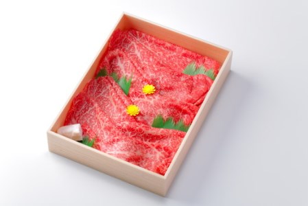 【8月発送分】極上近江牛すき焼き・しゃぶしゃぶ用　モモ【800g】【CB04W-8m】 近江牛 牛肉すき焼き 赤身