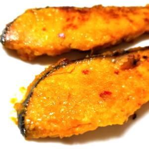 【4回定期便】中間市老舗マル五 辻鮮魚店鮭・鯖・カレイ西京漬&たまり醤油16切　Bセット【001-0381】