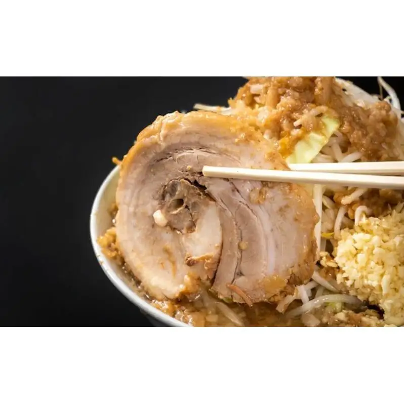 ラーメン：2食セット お取り寄せ 「二郎系 ラーメン」 醤油とんこつ 麺類 豚 旨味 濃厚スープ 平打ち 太麺 絶妙 バランス 溶き卵 コク おじや 冷凍 トッピング ボリューム 