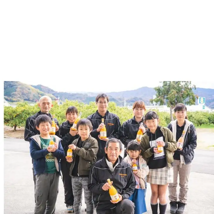 果樹園紀の国 有田みかん ブランド ジュース 味皇（あじおう）720ml×3本 セット【和歌山 みかんジュース ミカンジュース ストレート 無添加 果汁100% 有田】_ZY6001n