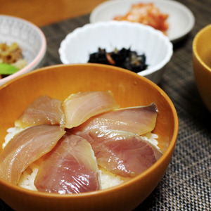 ブリの漬け丼の具（しょうゆ100g×3・ごま100g×3）セット｜冷凍 味付き ぶり 鰤 海鮮 丼の具 2種 岩手 iwate