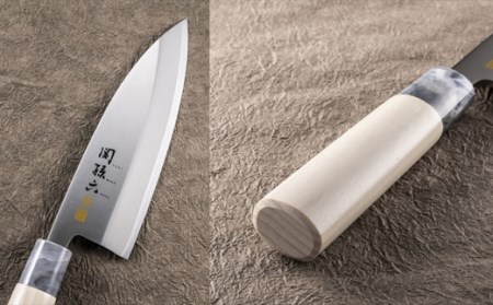 H15-57 ＜ステンレス和包丁 （片刃）＞ ◇貝印 関孫六 銀寿ST 和包丁 出刃 150mm ～出刃包丁 小ぶり 小さいサイズ でば 魚調理 天然木 錆びにくい お手入れしやすい 調理器具 キッチンツール ギフト 贈り物にも～