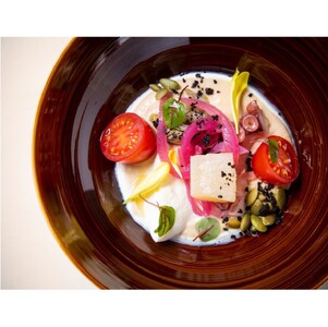 【東京丸の内】Sens & Saveurs（サンス・エ・サヴール）北海道白糠食材SPECIALディナーコース 3名様_Y180-0539
