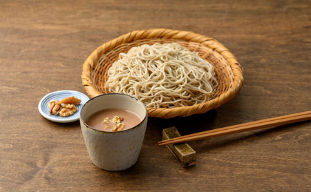蕎麦 くるみそば 半生麺 2人前×4袋 くるみつゆ付き 蕎麦