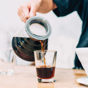HARIO V60 グラスサーバー 600 クリア［XGSR-60-TB］※離島への配送不可｜ハリオ おしゃれ 耐熱 ガラス 食器 器 熱湯 コーヒーポット 珈琲ポット ガラスポット ポット ピッチャー コーヒー キッチン 日用品 キッチン用品 食洗器可 電子レンジ可_FI40