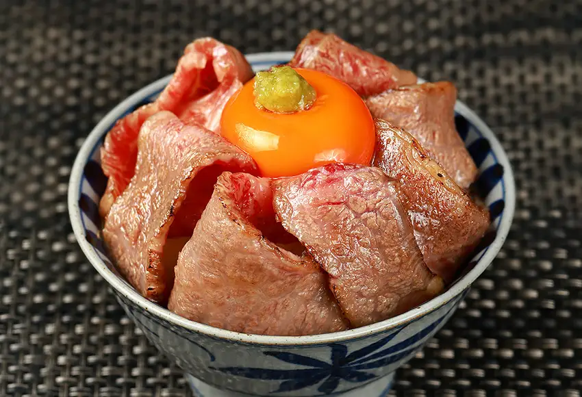 和牛セレブの神戸牛肩ロース焼肉切り落とし500g / 神戸牛 肩ロース 焼肉用 牛肉 切り落とし 肉 焼肉 焼き肉 ロース お肉 霜降り 赤身 牛 肉 黒毛和牛 お取り寄せ グルメ 神戸ビーフ ブランド牛【お肉ギフト専門店 和牛セレブ】