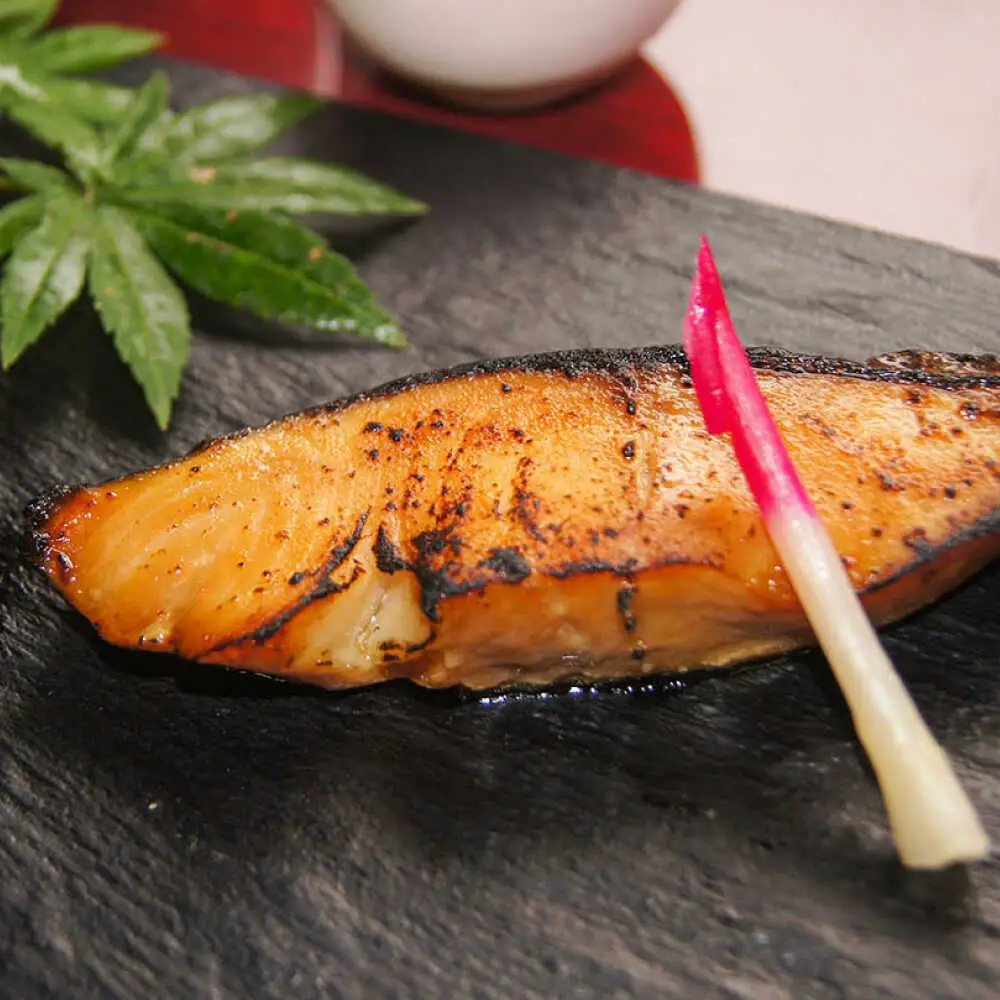 鱈 銀鱈の西京焼きと醤油漬け焼きのセット [AIBA002] 鱈