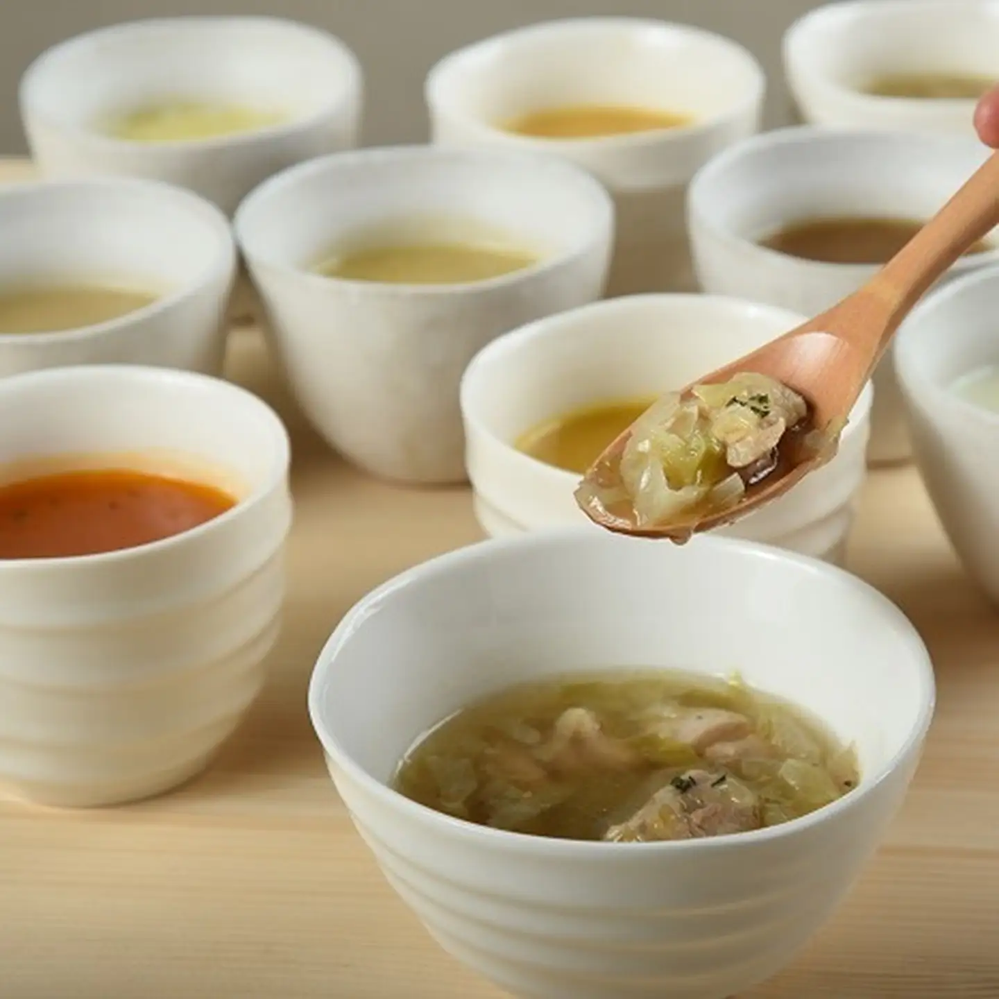 KUREHAの【人に優しい佐賀野菜のスープ】5袋 冷凍スープ 湯煎 本格レストランの味 ギフト プレゼント：B150-025