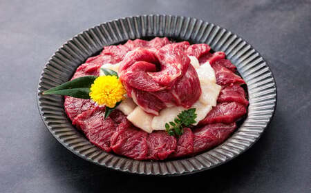熊本旅行気分を楽しむ 定番3種の馬刺し 食べ比べ セット 計200g 馬刺し 刺し身 赤身 中トロ 霜降り たてがみ 馬 馬肉 お肉 肉 刺し身醤油付 醤油