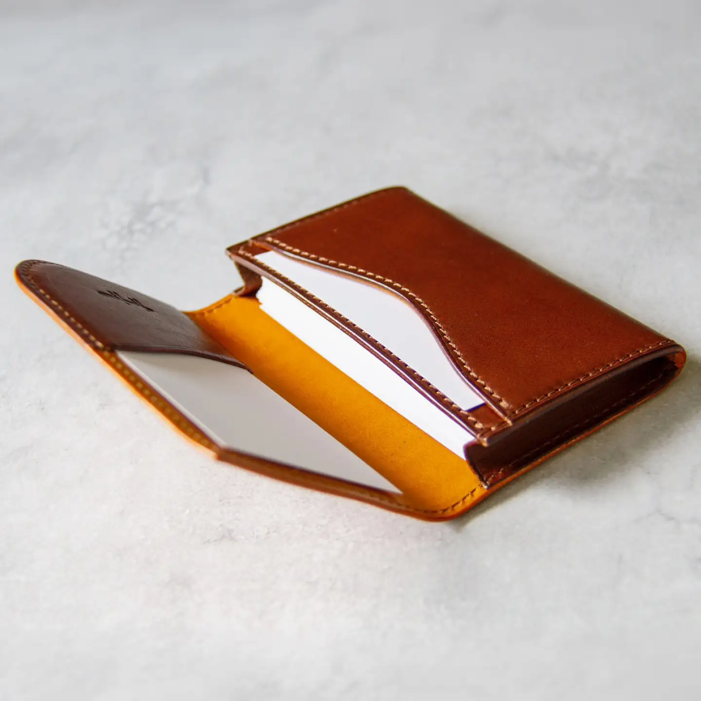 名刺入れ tanikoオリジナル（メインカラーキャメル×サブカラー焦茶）レザー 革製品 [AXAP013]