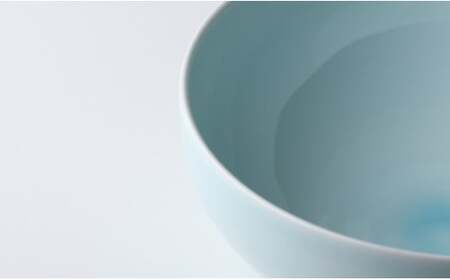 有田焼 青磁ボウル【佳秀窯 西山正作 】伝統工芸 ろくろ 陶芸作家 鉢 器 うつわ 手造り bs008