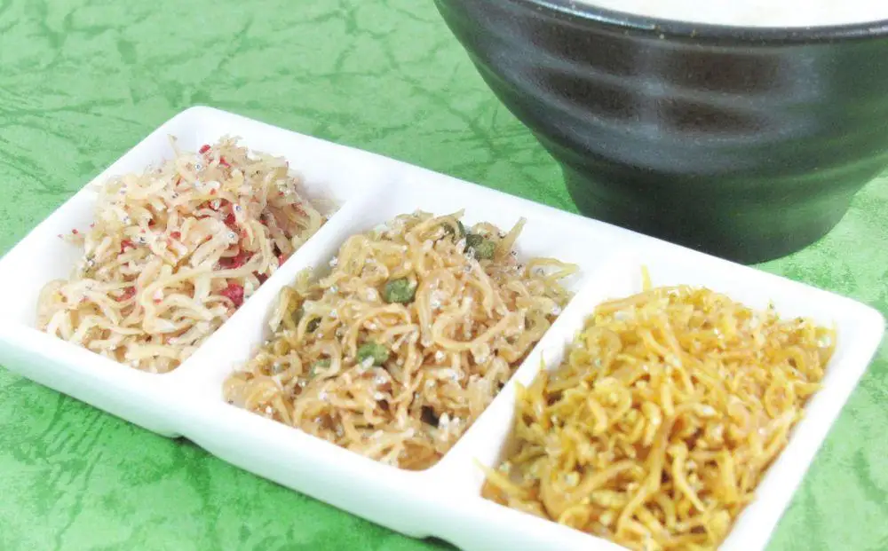 【京の佃煮京萬】当店の自慢　ちりめん山椒　たっぷり500g　