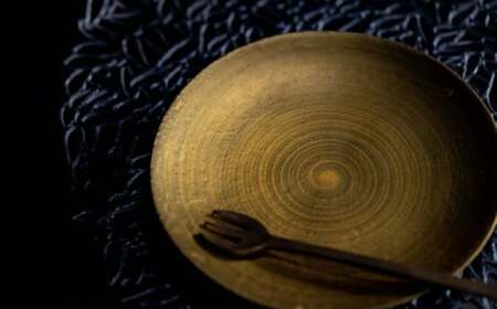 【煌めきの一枚が特別を演出】有田焼 麟 Lin 15.5cm 小皿 2枚セット (Gold)【金照堂】プレート 小皿 食器 ハレの日 おもてなし 有田焼 ディナー 金色 ゴールド bj006
