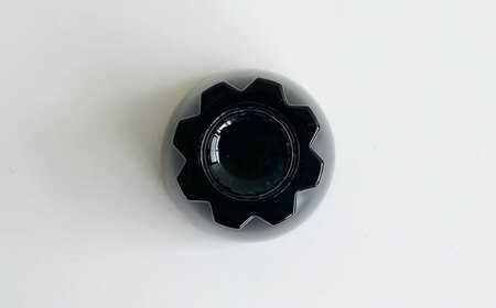 ぐい呑み 漆塗りしたガラス製ぐい呑み 黒漆 [ANFK006] ぐい呑み