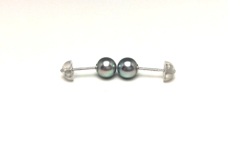 真珠 ピアス 5.0～5.5ミリ Pt900 アクセサリー パール アコヤ真珠 伊勢 志摩 伊勢志摩 英虞湾 冠婚葬祭 慶事 弔事 結婚式 入学式 卒業式 ギフト フォーマル カジュアル 誕生石 記念日 / 老舗の真珠専門店・高品質アコヤ真珠ブルーピアス5.0～5.5ミリ（Pt900）