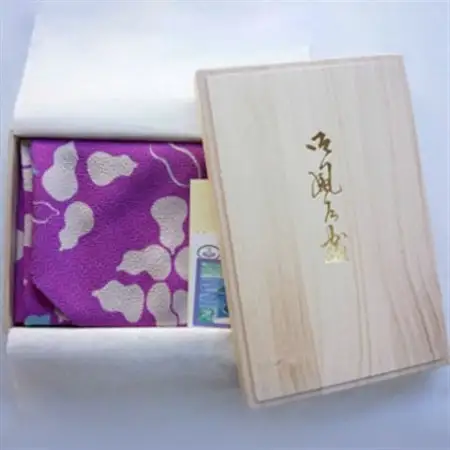 正絹縮緬友禅風呂敷　瓢箪　紫　二四巾_雑貨   _【1562254】