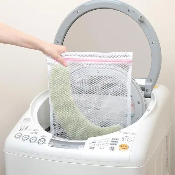 サンコー おくだけ吸着 ズレない ハイソフト ベンザシート ふわふわ 無地 暖房便座 洗える KJ-33