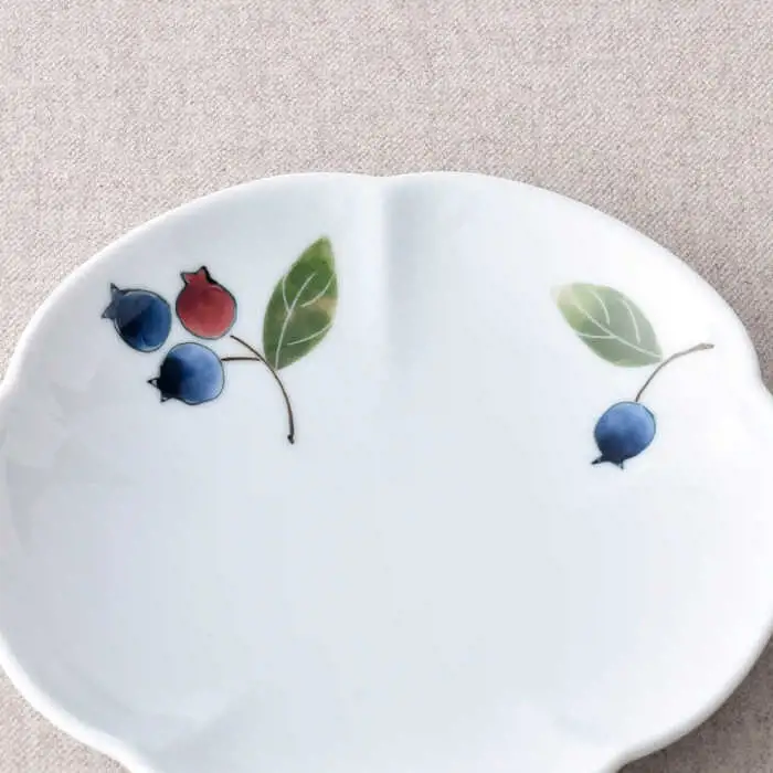 【波佐見焼】ブルーベリー かわいい花型取り皿 5点セット【松幸陶芸】[HB60]