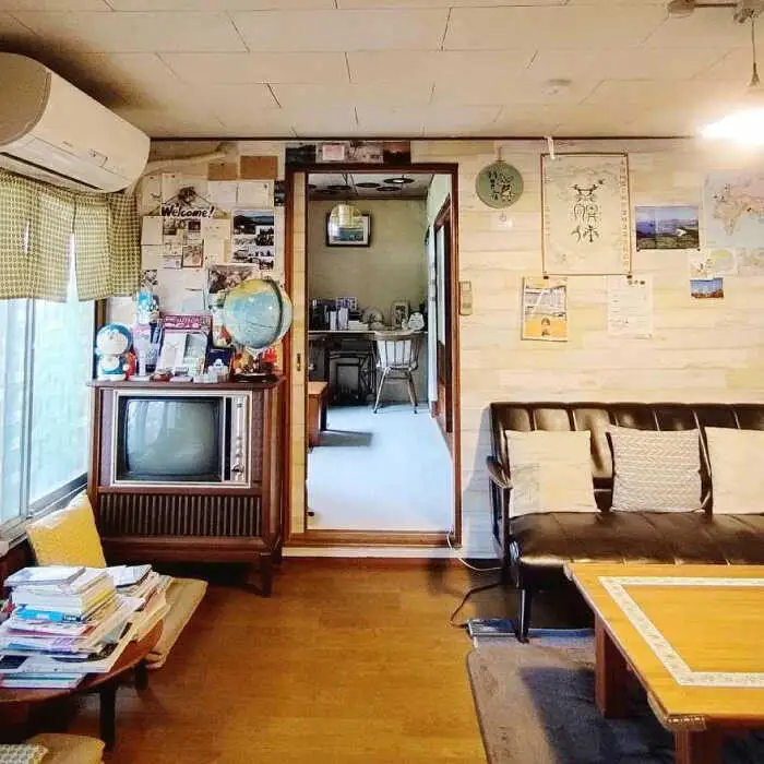 翼宿ゲストハウス 2名1泊素泊まり 糸島市 / 翼宿 ペア 宿泊券 九州 福岡 旅行 [AJO002]