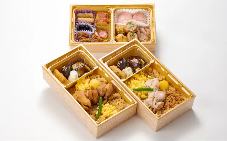 ふるさと大館 恵み弁当（三段重）　50P2833【 花善】