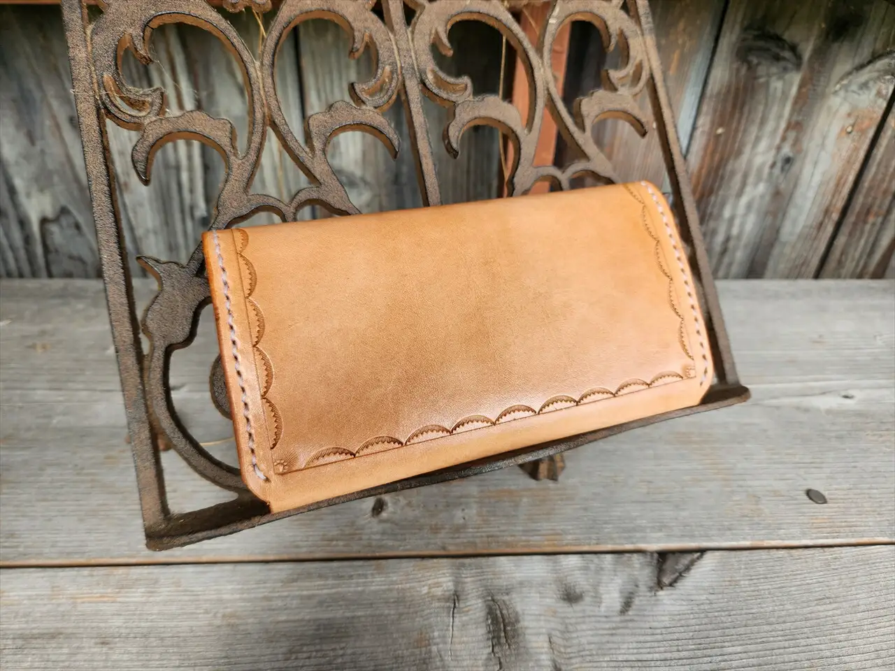 ロングウォレット　Slim(カットワーク) 本革 牛革 財布 [BFAJ124]
