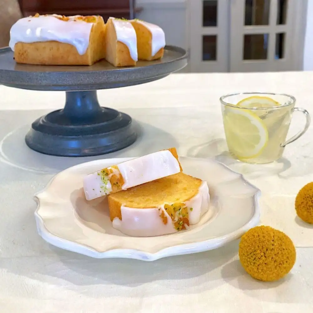 保存料・着色料は使用せず、三重県産高級小麦粉を使ったHideka.5のパウンドケーキ　ウィークエンドシトロン　フルサイズ1本　Hideka.5【パウンドケーキ お取り寄せ グルメ スイーツ お菓子 おやつ 洋菓子 ケーキ  ギフト 贈り物 三重県 四日市市 四日市】