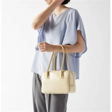 【濱野皮革工藝のセレブミニボストンバッグ】華やかなかわいらしいボストンバッグです。(クリーム)_装飾品・工芸品  鞄・バッグ かばん カバン_【1103303】